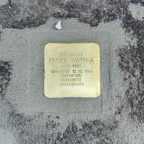 POsa-pietre-edited-1-1024x1024