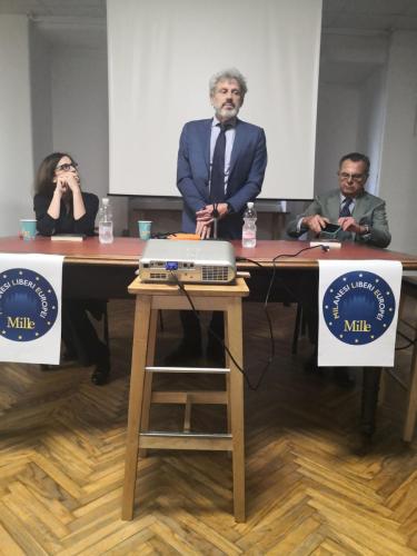 c1ead21e-2ed7-4520-a46d-7f669c54677b