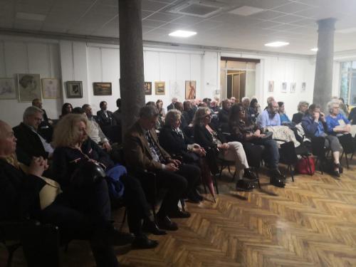 c9235580-28e9-4e2f-802c-00c4d60a0c53